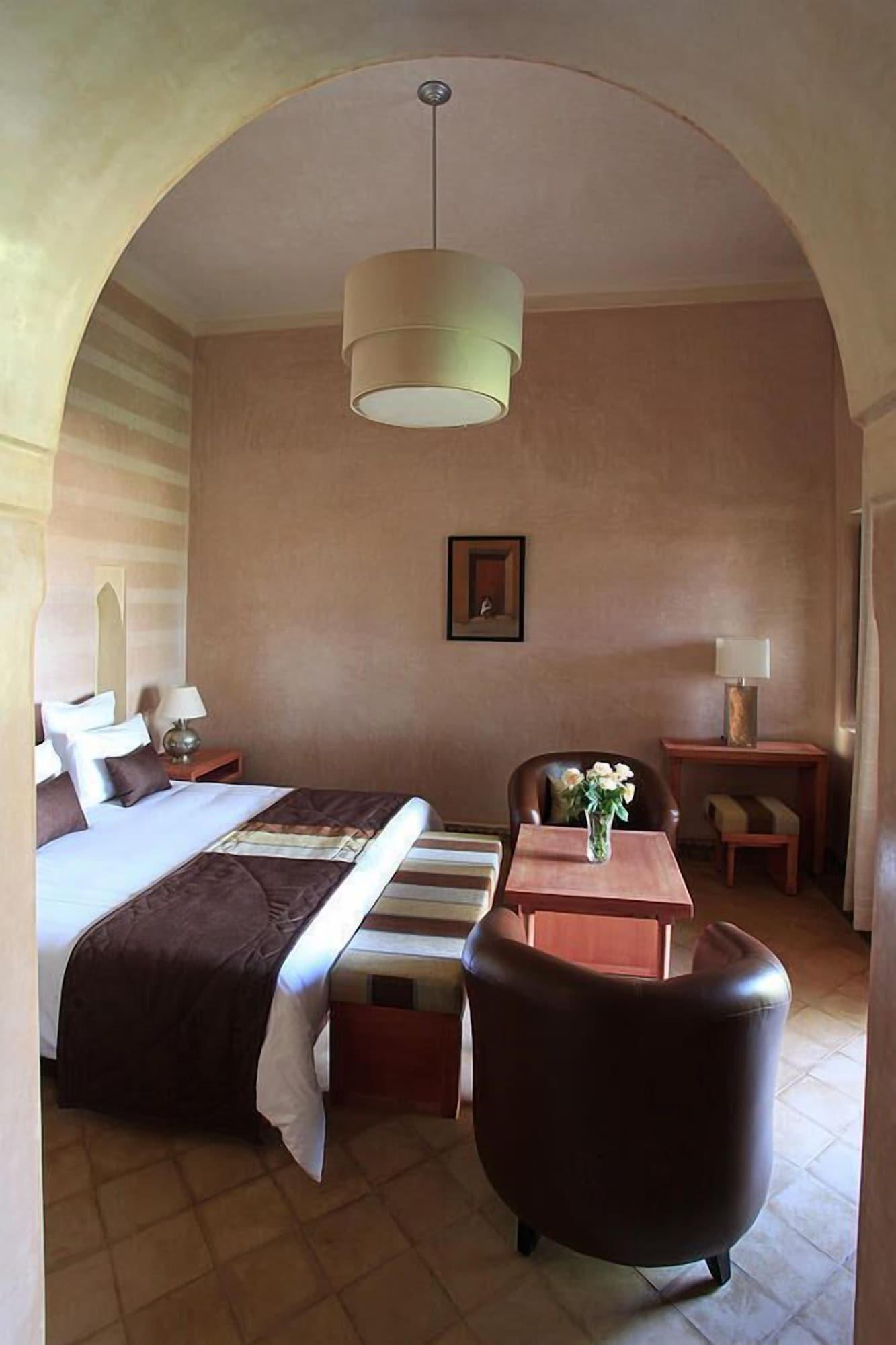 Dar Layyina Hotel Chwiter Exterior photo